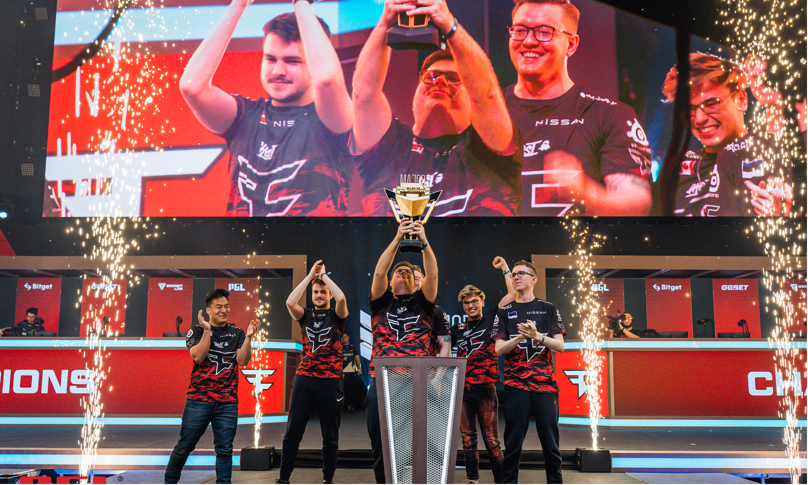 这种自信和 这种自信和