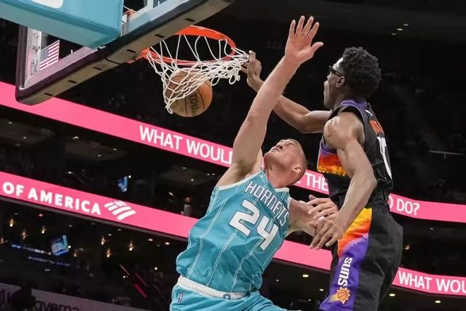 和球迷在法 和球迷在法