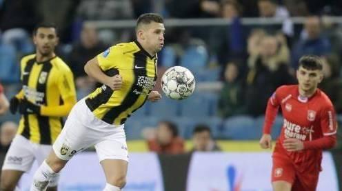 加强中场控 加强中场控