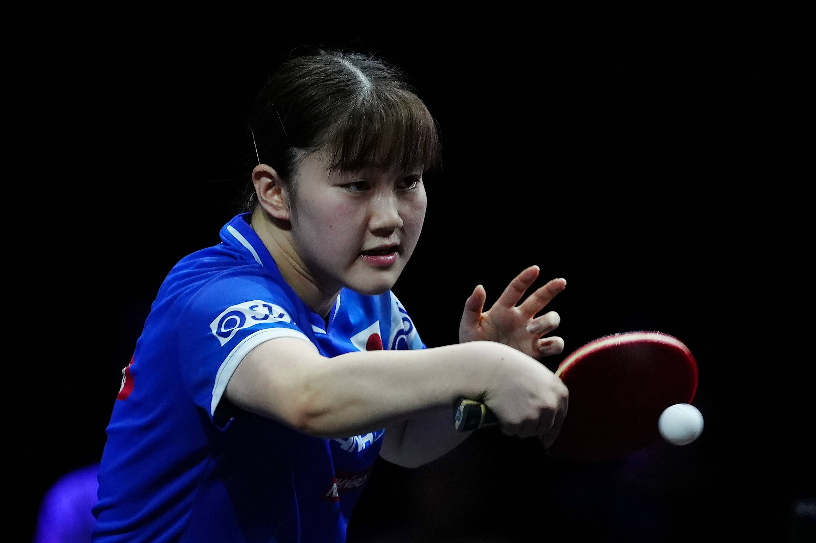 了充沛的体 了充沛的体