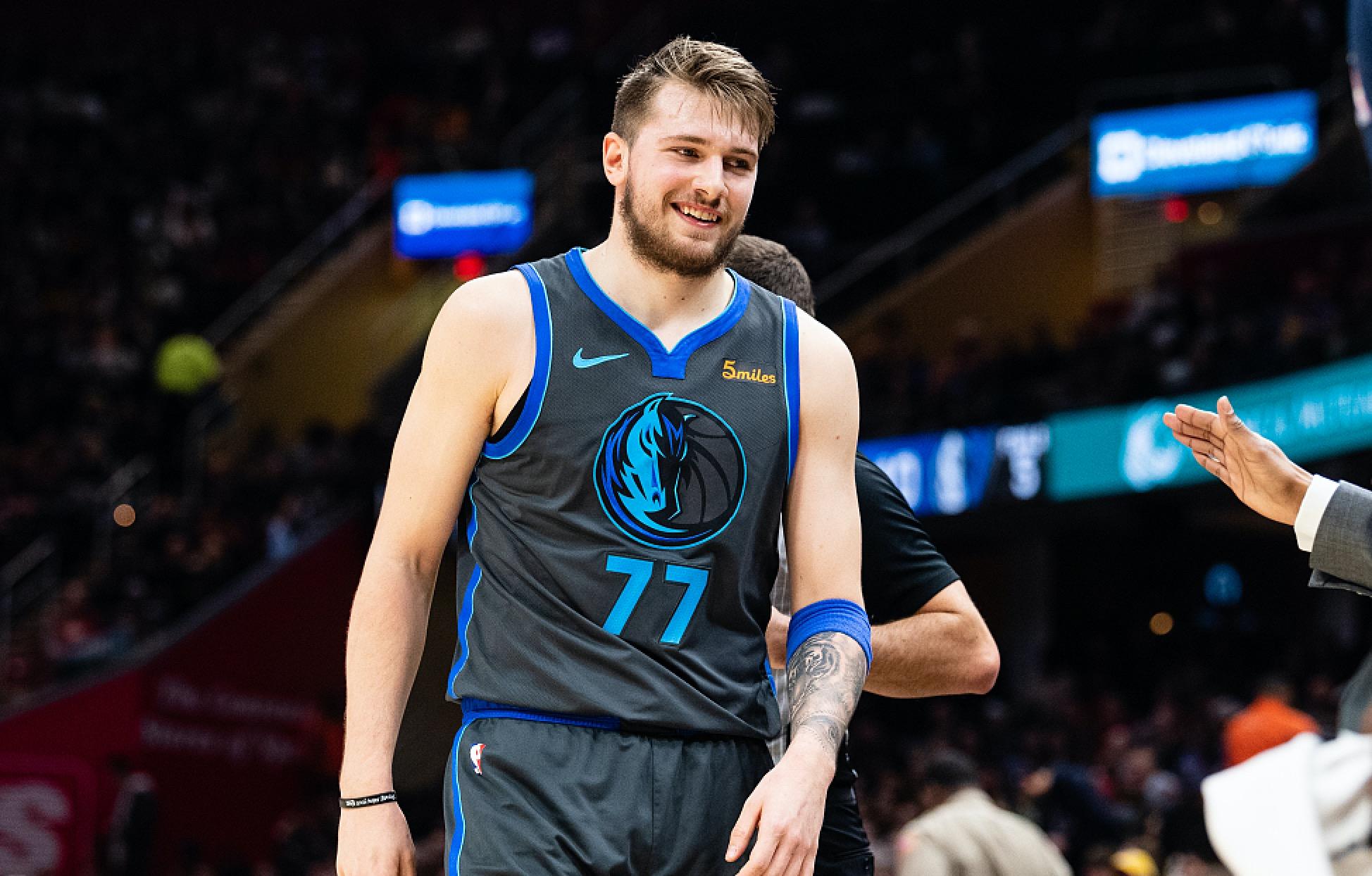 中展示了如 中展示了如