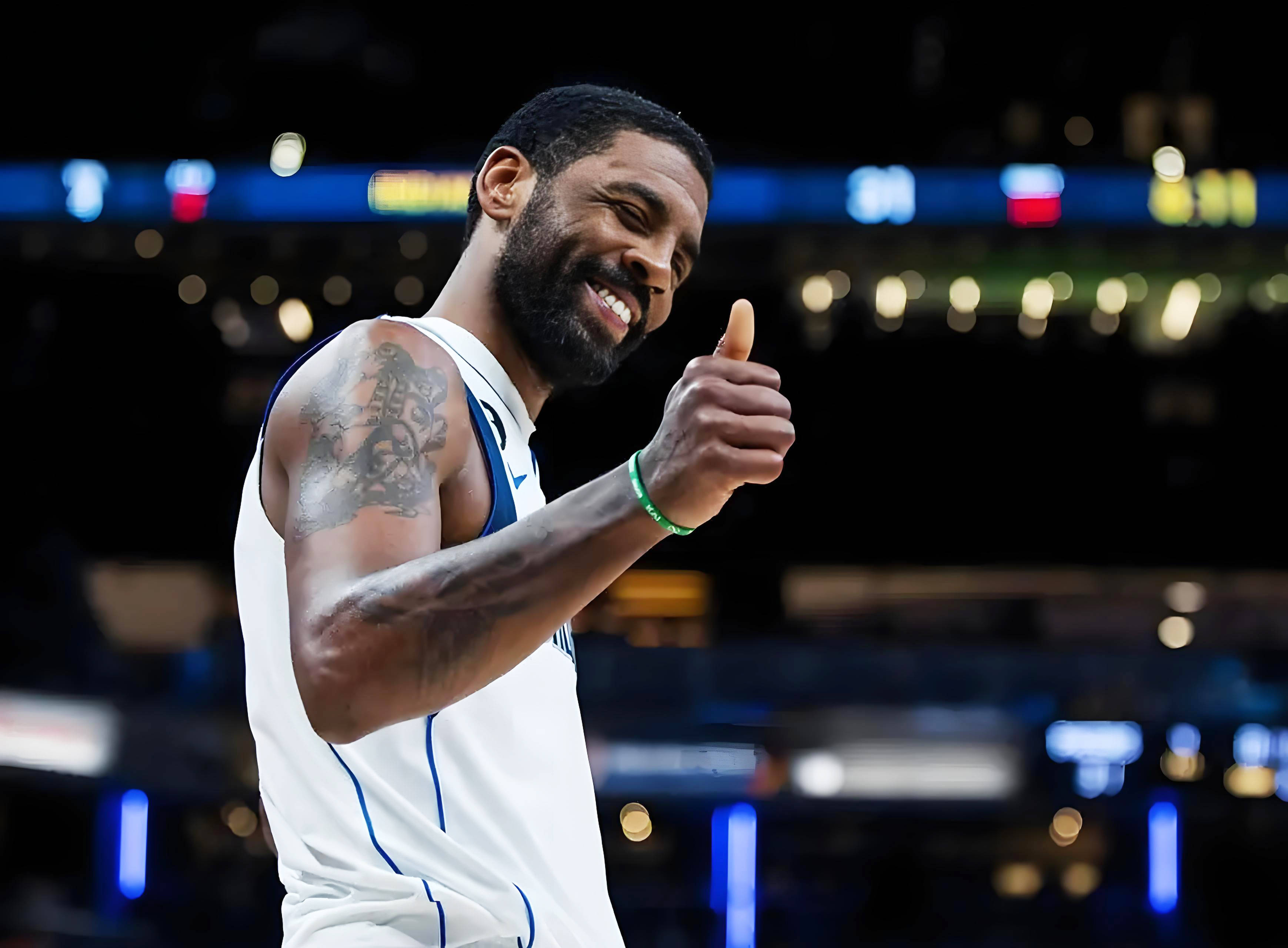 彩配合而是 彩配合而是